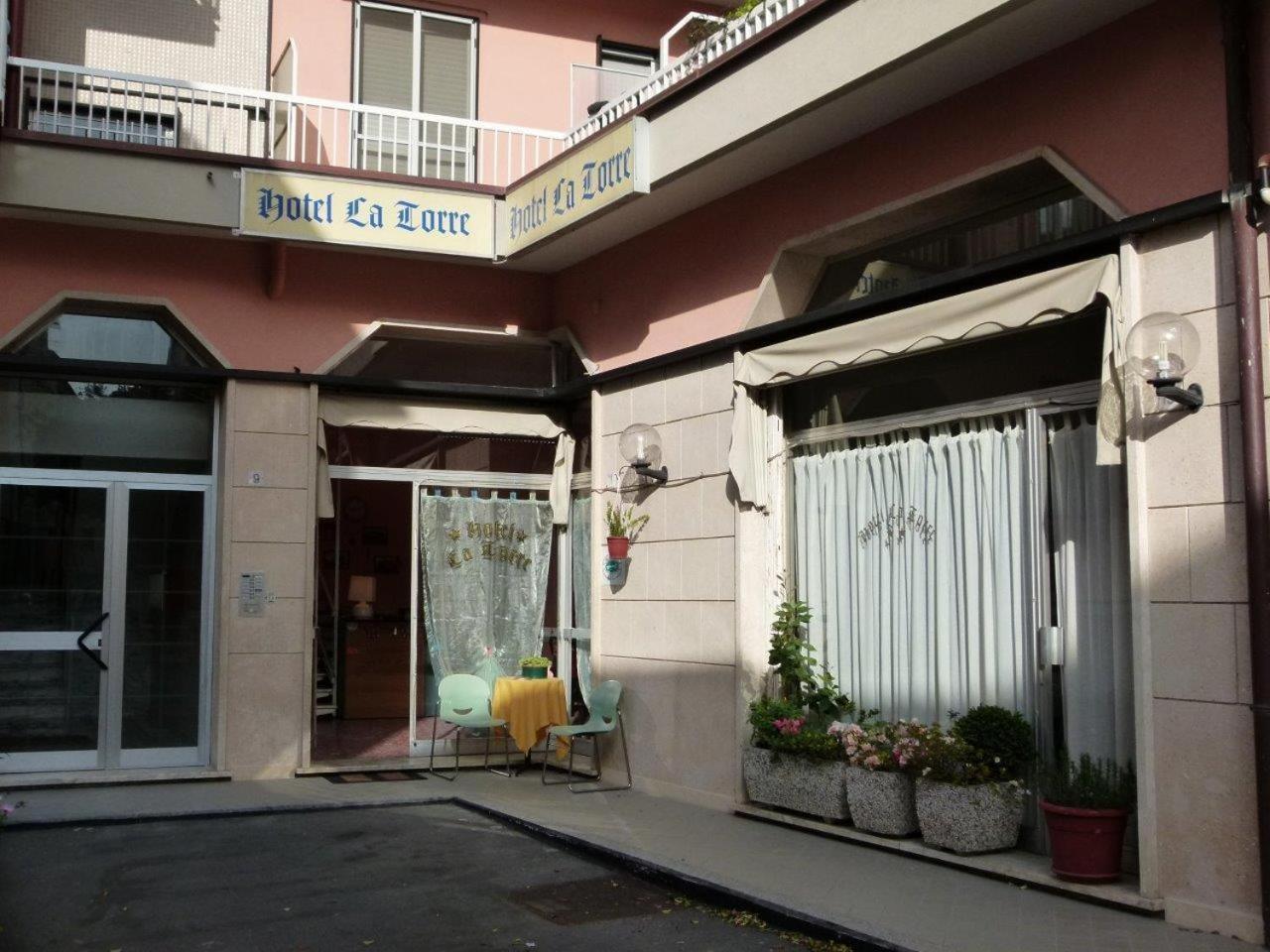 Hotel La Torre Коголето Екстер'єр фото